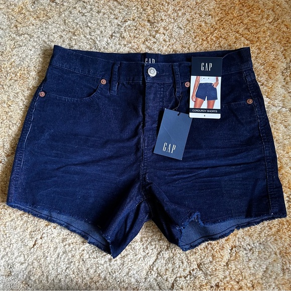Gap NWT Corduroy Blue Shorts Size 4 - Picture 1 of 5